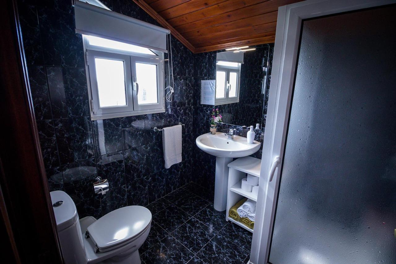Ponta Delgada Guest House 2 Arrifes Extérieur photo