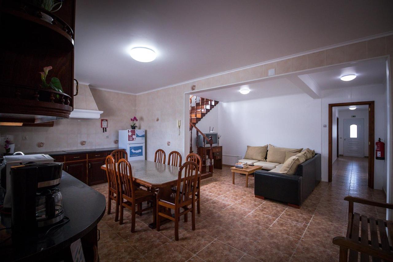 Ponta Delgada Guest House 2 Arrifes Extérieur photo